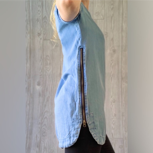 Blue faux jean tunic with side zippers - Picture 2 of 4